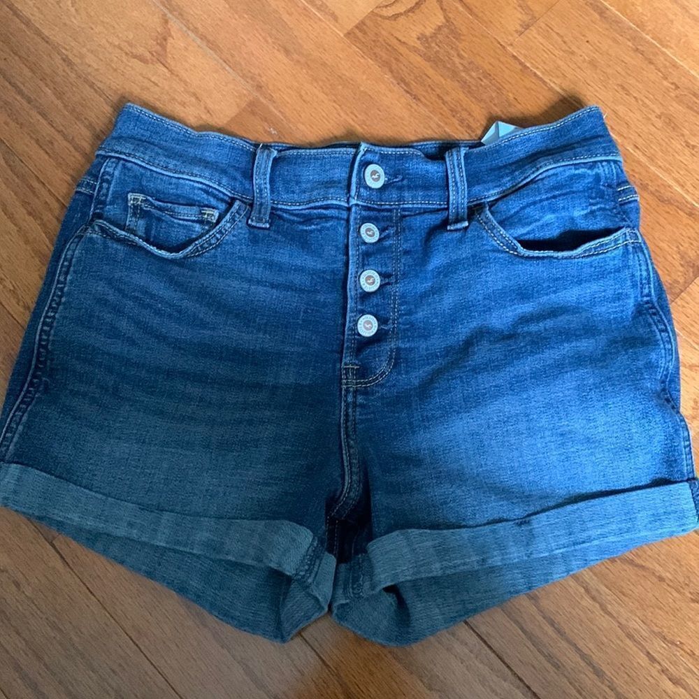 Hollister size 7 high waist denim cuffed shorts